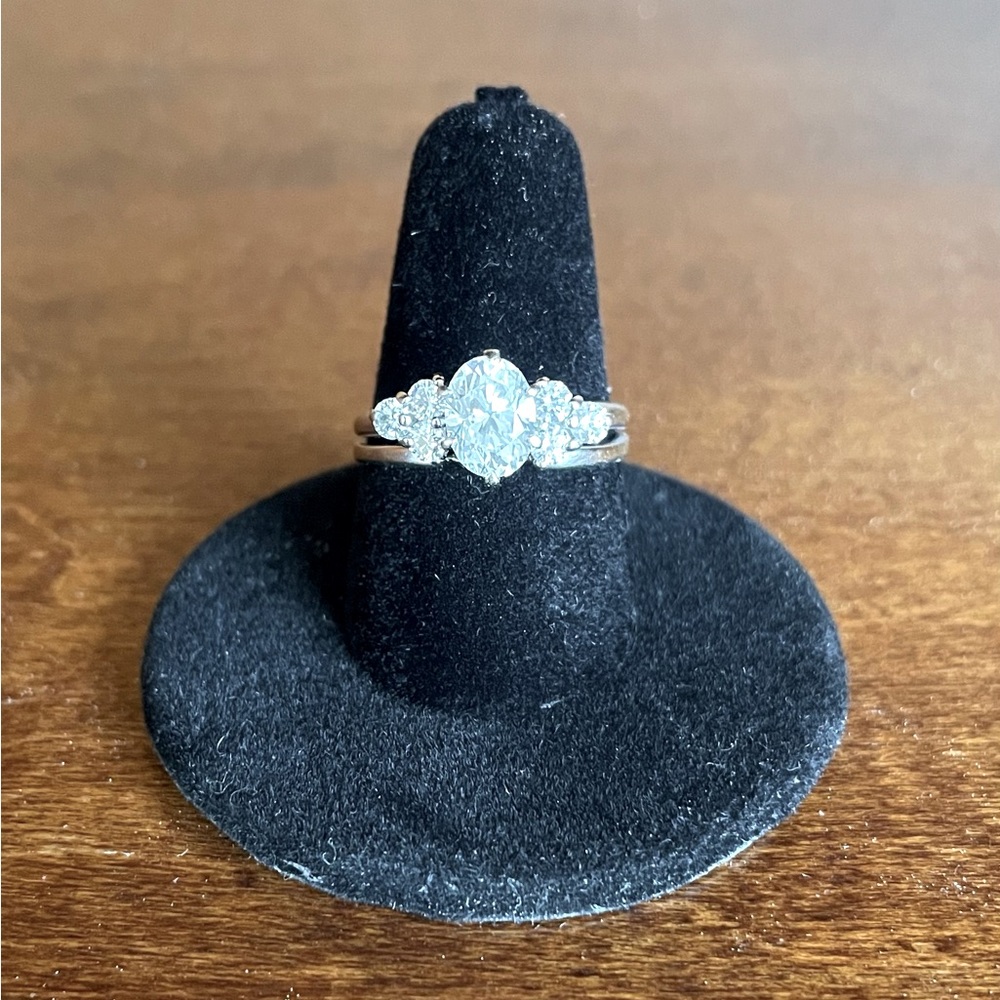 Diamond Engagement / Wedding Ring
